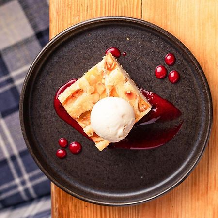 The Rutland Arms Hotel, Bakewell, Derbyshire 외부 사진