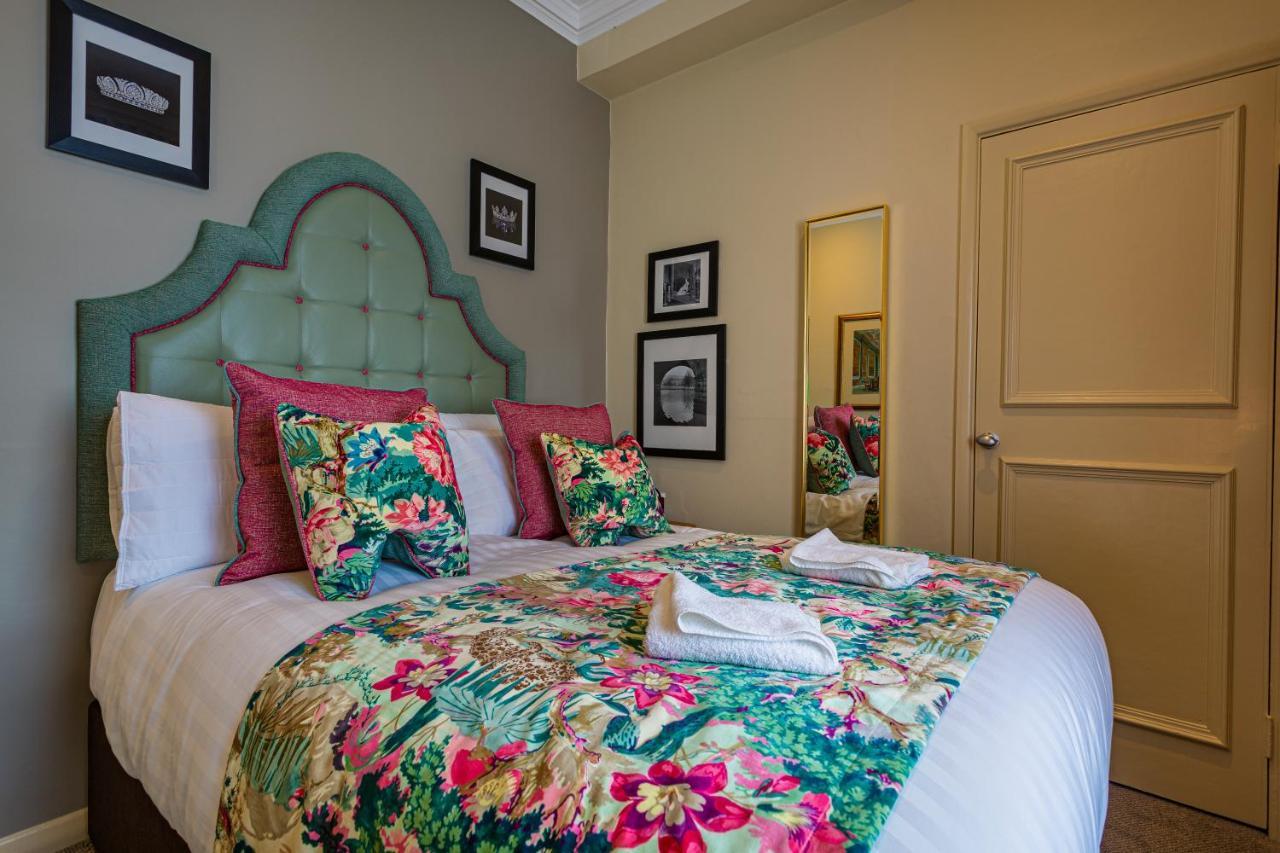 The Rutland Arms Hotel, Bakewell, Derbyshire 외부 사진