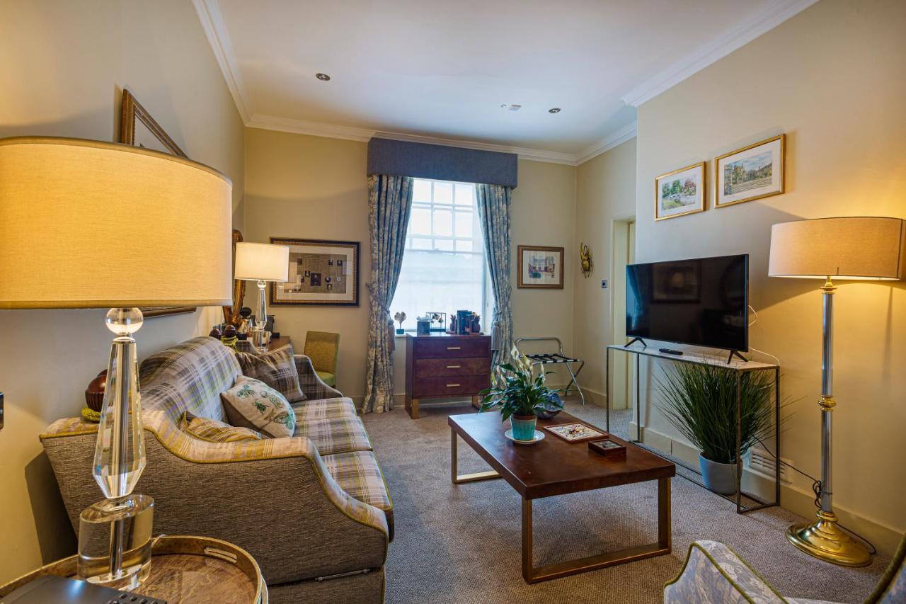 The Rutland Arms Hotel, Bakewell, Derbyshire 외부 사진