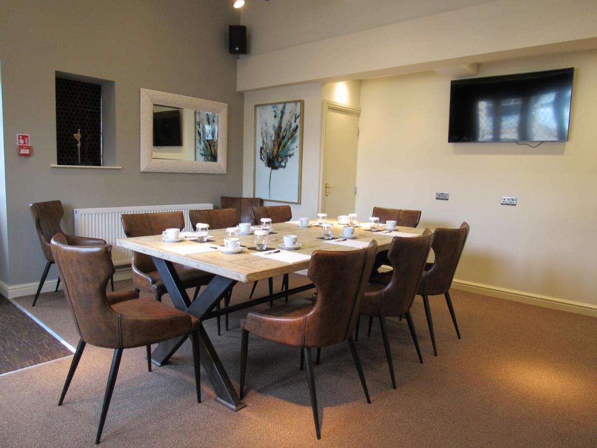 The Rutland Arms Hotel, Bakewell, Derbyshire 외부 사진